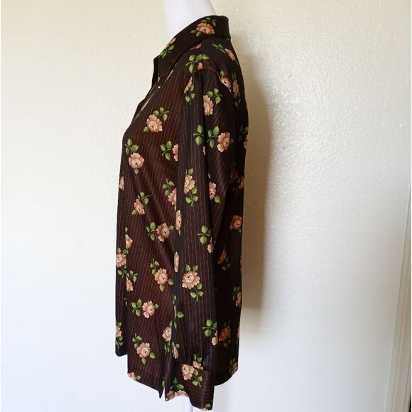 Pinstripe rose button up - Picture 4 of 9